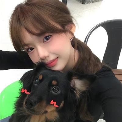 爱长颈鹿的女人